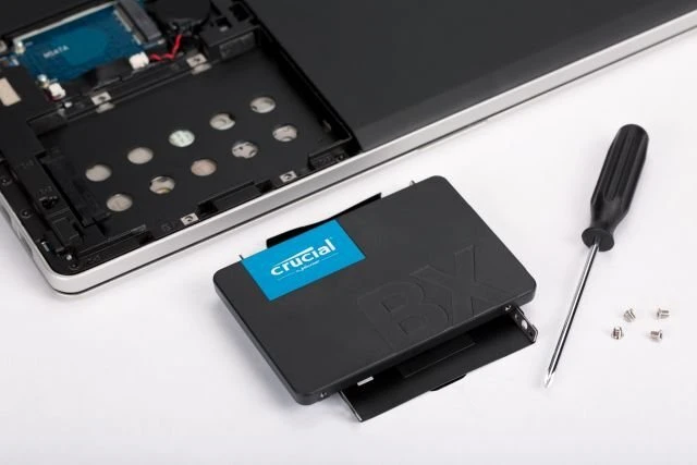 Dysk SSD Crucial BX500 1TB 2.5'' SATA III (Bx500 2.5'' 1000 Gb Serial Ata)