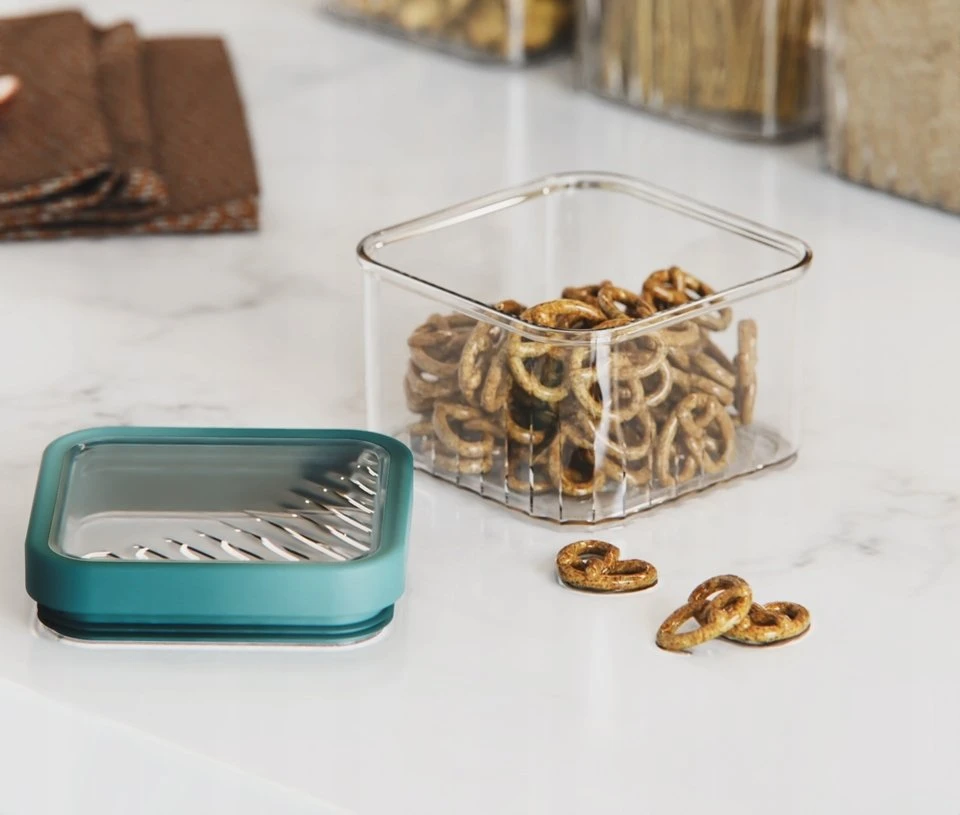 Curver Dry food storage container 1.2L Kara transparent/mėlynas-žalias