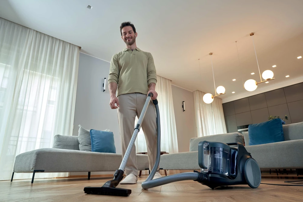Hoover dulkių siurblys | HP210P 011 HP2 Turbo Move | Be maišelio | Galia 800 W | Dulkių talpa 2,5 l | Urban Juodas