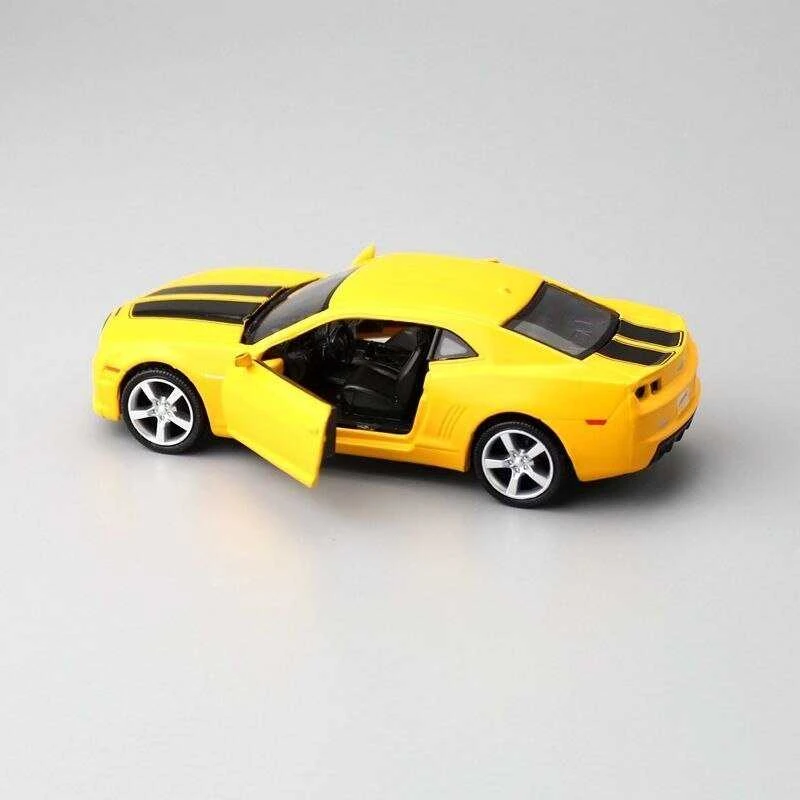 Daffi Chevrolet Camaro Geltona RMZ