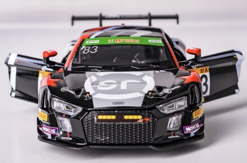 Daffi Model RMZ Hobby 1:32 AudiR8 2015 SFExp H-109 81093