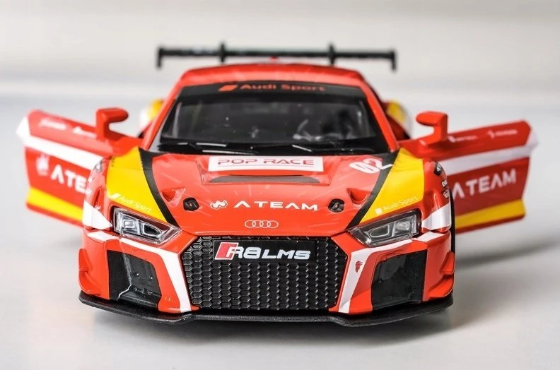 Daffi Model RMZ Hobby 1:32 AudiR8 EvaRT H-101 81017