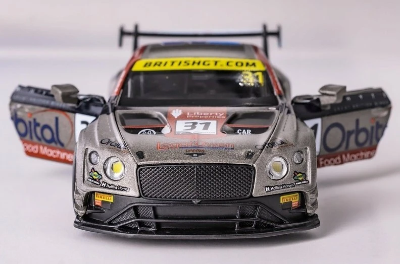 Daffi Model RMZ Hobby 1:32 Bentley GT32019 H-114 81147