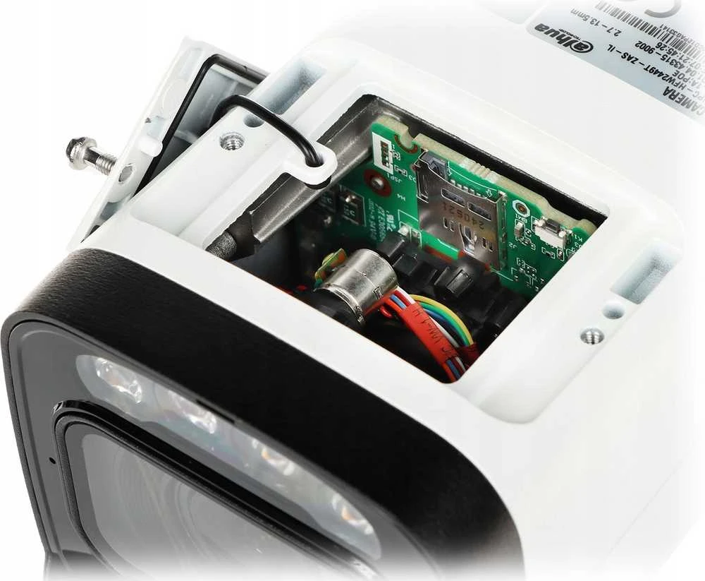 IP KAMERA IPC-HFW2249T-ZAS-IL-27135 Išmanus dvigubas apšvietimas WizSense 2.7 ... 13.5 mm - MOTORIZUOJAMAS PRIARTINIMAS DAHUA