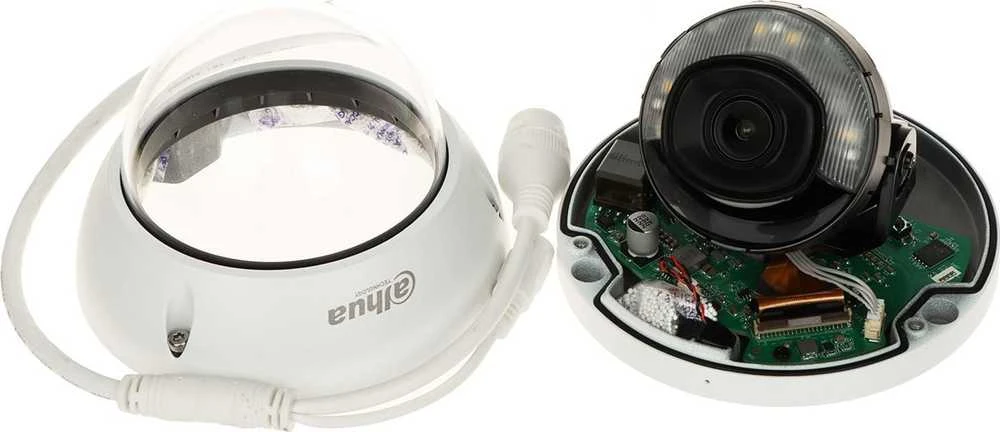 „Dahua Technology Co“ IP kamera. 8MP 1/2,7 colio CMOS, 2,8 mm. 110° F1.6, 20–25 kadrų per sekundę, IR+LED 30 m., WDR, IVS, IP67, mikrofonas