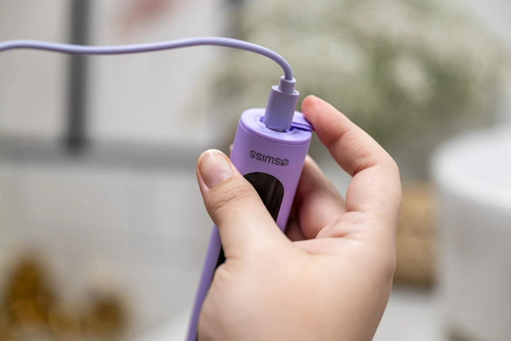 4Swiss ST216 Electrosonic Care+ dantų šepetėlis su mėtų skoniu