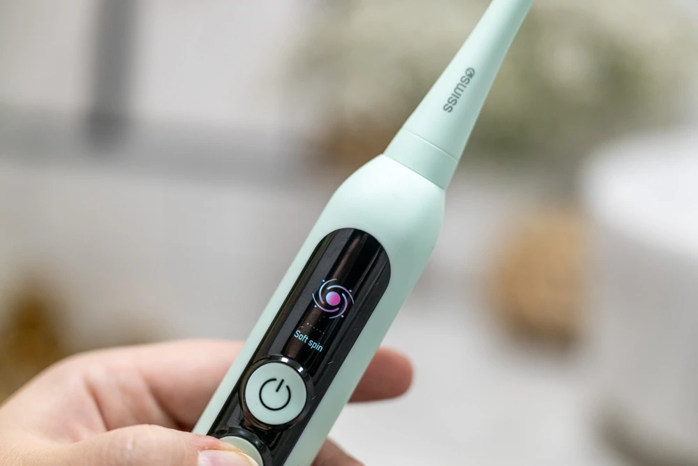 4Swiss ST216 Electrosonic Care+ levandų skonio dantų šepetėlis