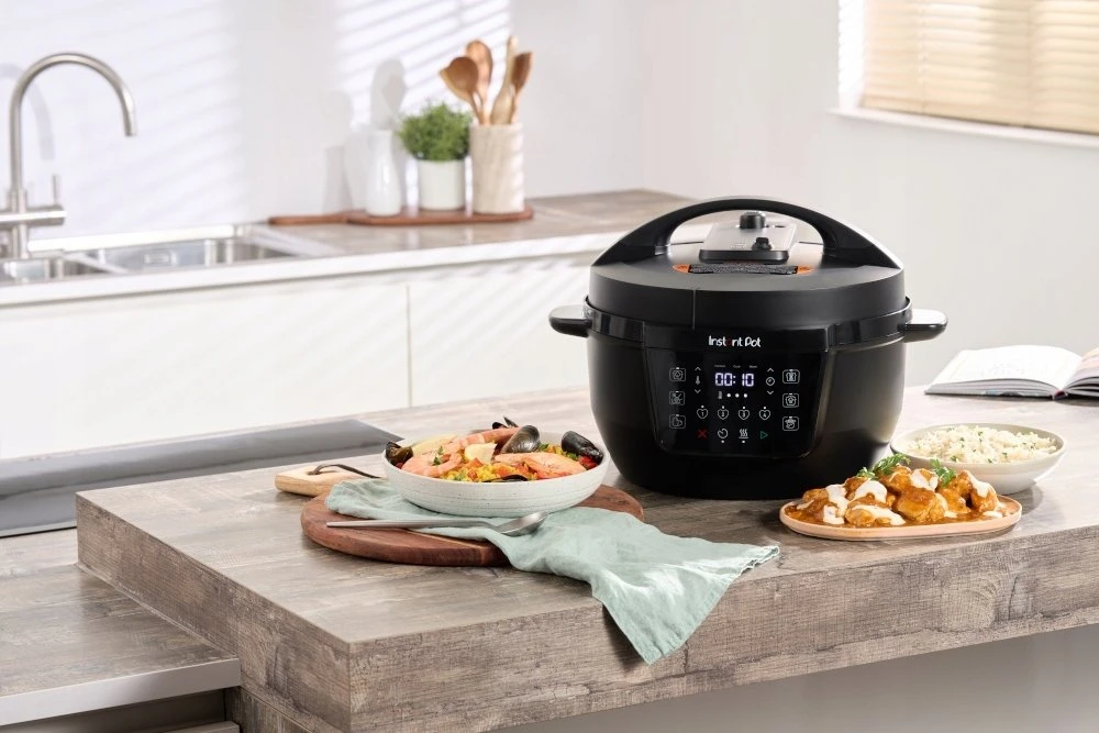 Instant Pot daugiafunkcis elektrinis puodas 7,1 l 1000 W programinis, juodas 140-0019-01-EU