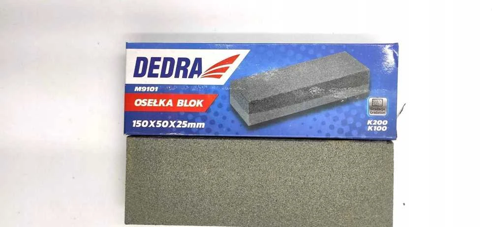 Dedra Akmens galstuvas staiakampis 150x50x25 mm grudetumas K200K100
