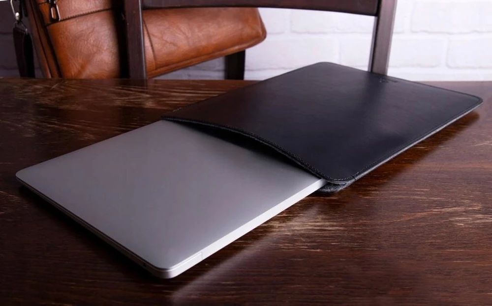 Dėklas Baltan etui do Apple MacBook Air 13 juoda