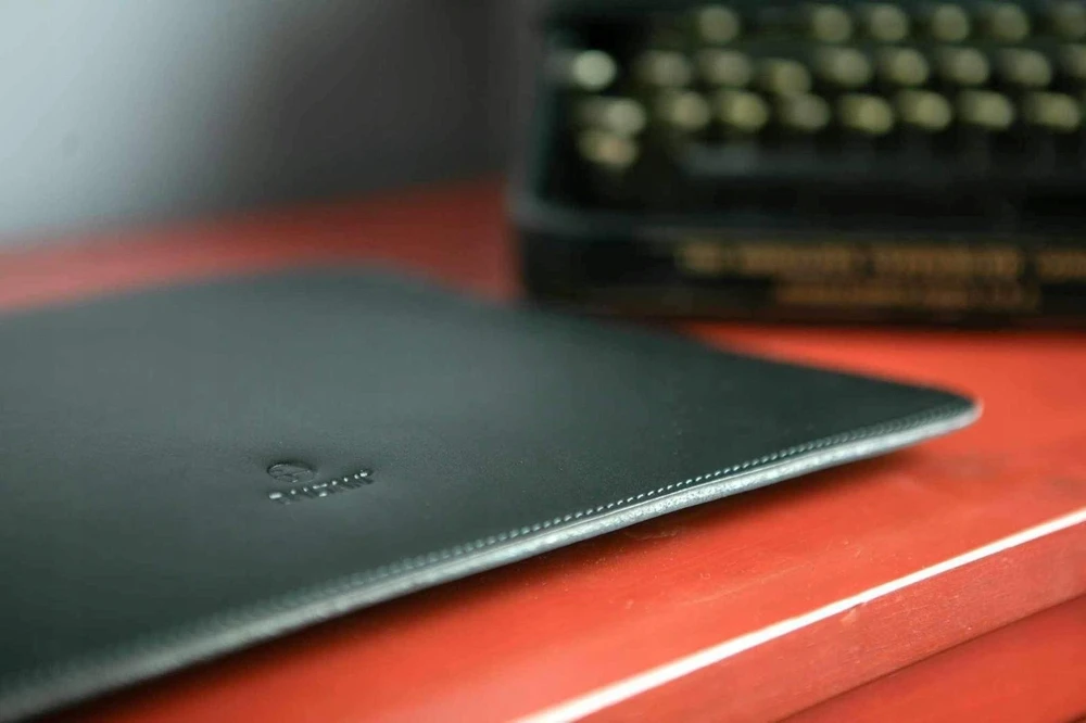 Dėklas Baltan do Apple MacBook Air/Pro 13 juoda