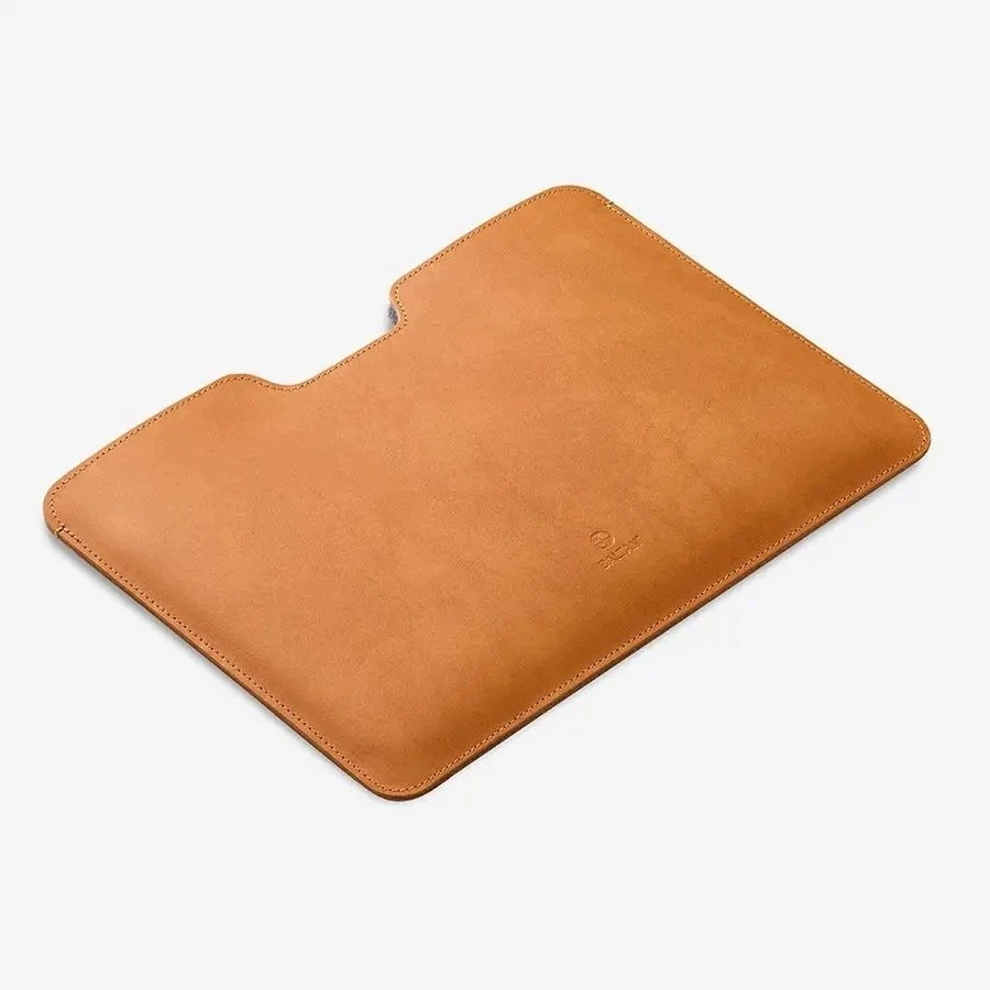 BALTAN Odinis dėklas Razor do MacBooka Air 13" M1 ruda