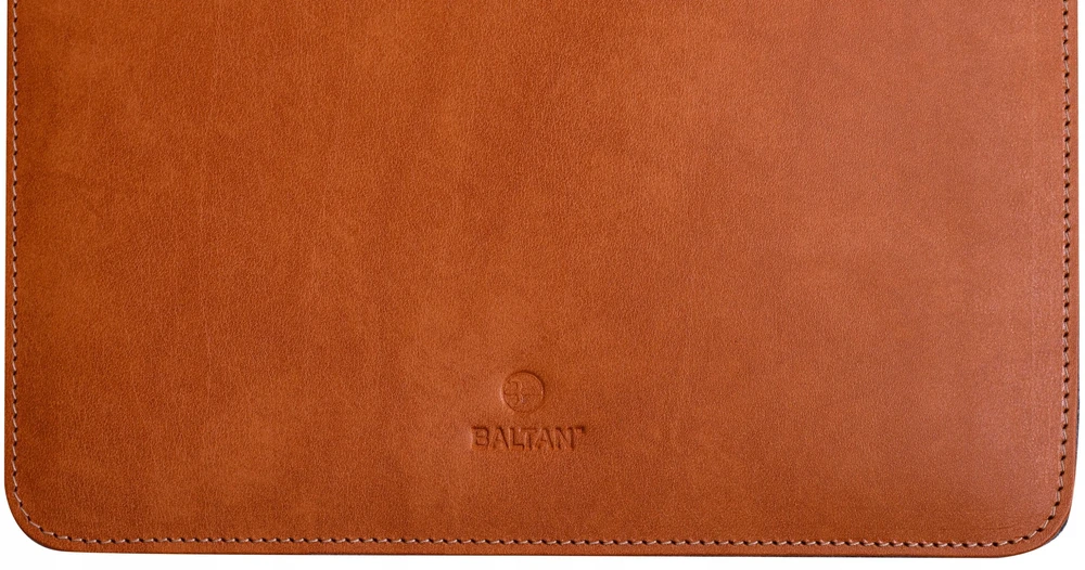BALTAN Odinis dėklas Premium do MacBooka Air 15" M2 ruda