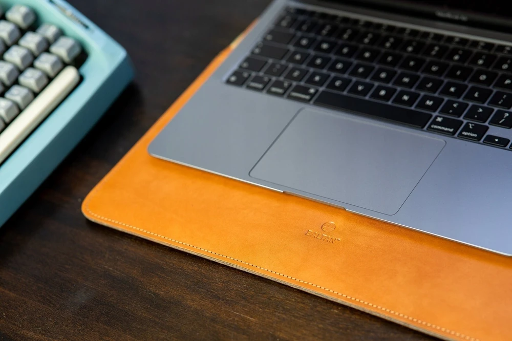 Baltan Dėklas / Dėklas Dėklas Zip MAC15" - Brąz