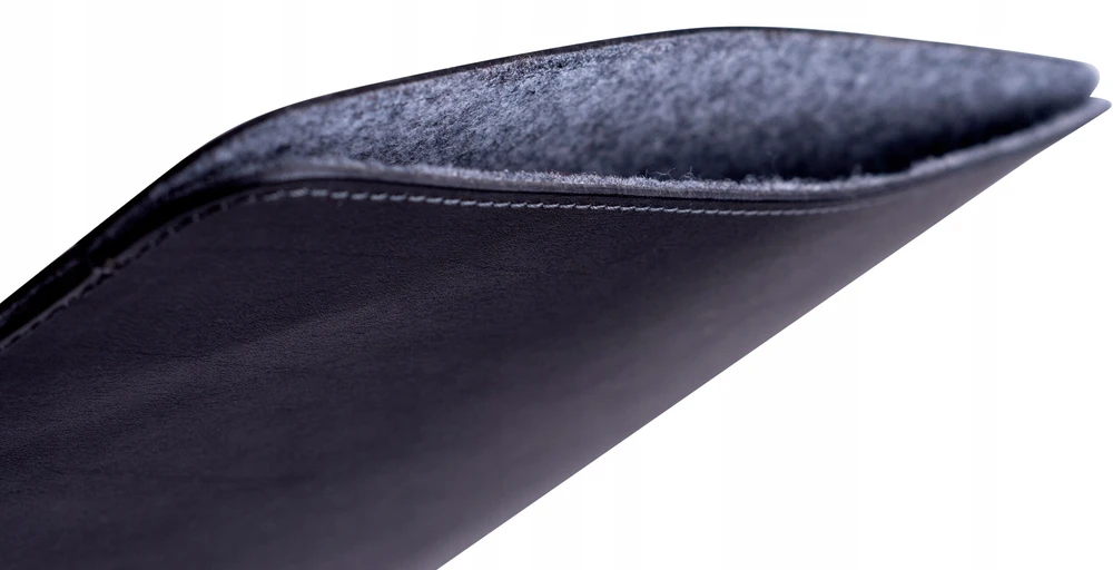 BALTAN Odinis dėklas Premium do MacBooka Air 15" M2 juoda