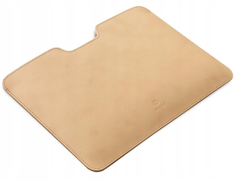 BALTAN Odinis dėklas Razor do MacBooka Air 13" M4 smėlio sp.