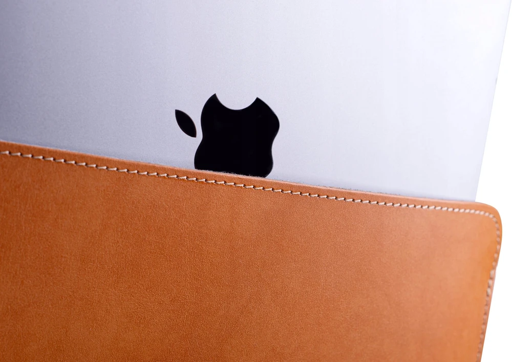 Baltan Dėklas / Dėklas Dėklas Slevve MAC13" M1/M2/M3/PRO jasny ruda