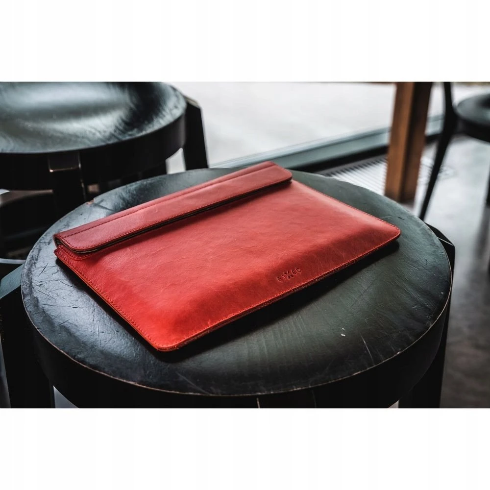 Dėklas Fixed Skórzane etui FIXED Oxford dla Apple MacBook Pro 14'' (2021/2023/2024) raudona