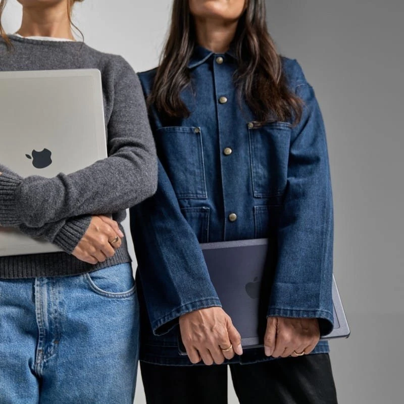 „Incase Edge“ kietasis dėklas – „MacBook Pro 14“ M4/M3/M2/M1/2024-2021 Juodas