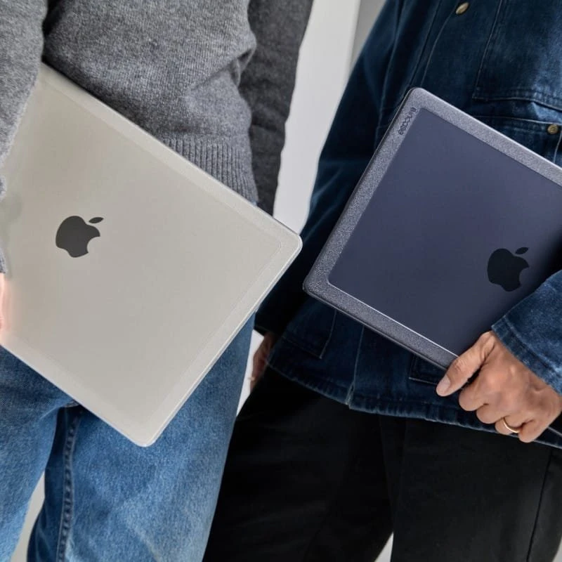 „Incase Edge“ kietasis dėklas – „MacBook Pro 16 M4/M3/M2/M1/2024-2021“ Juodas