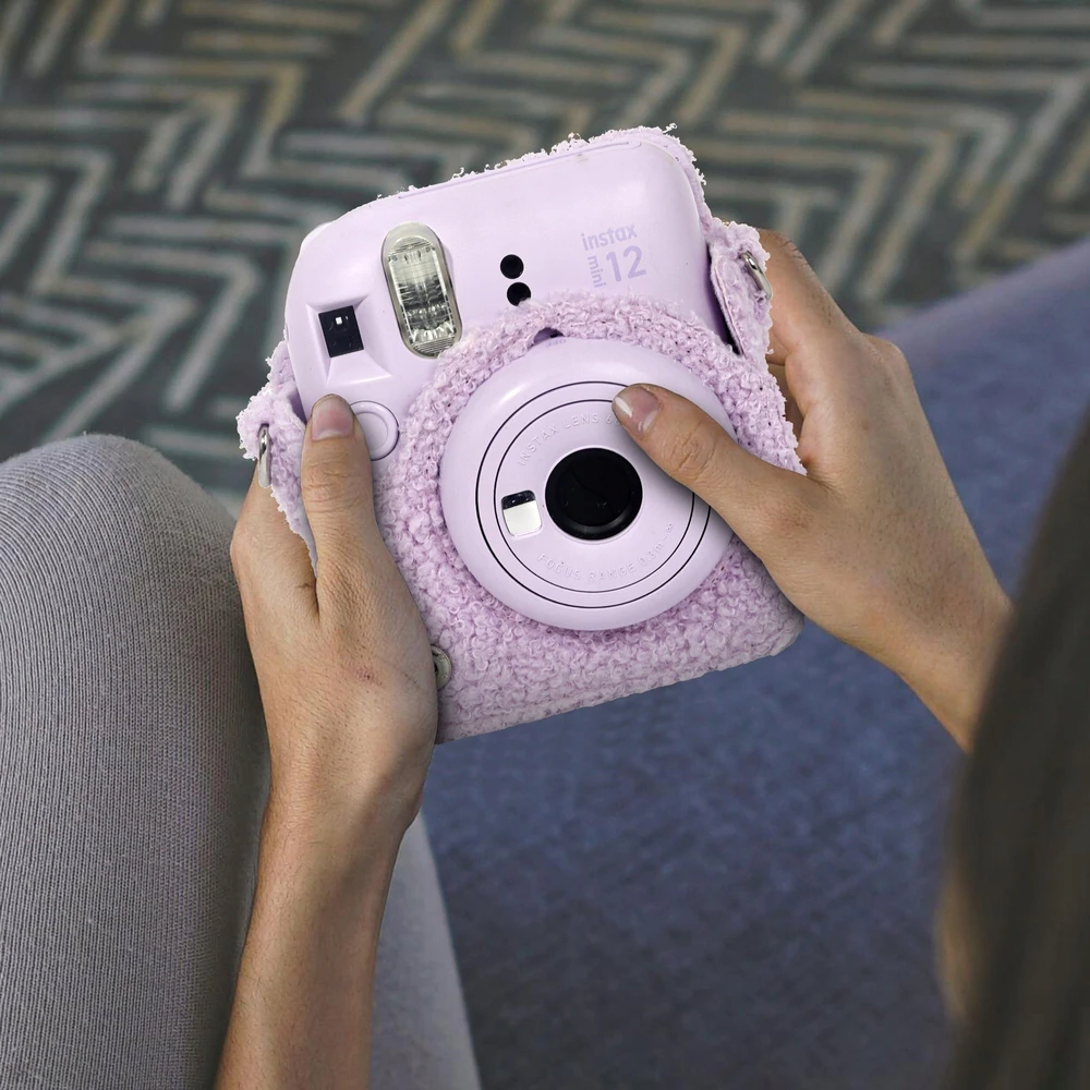 „LoveInstant“ dėklas, skirtas „Fujifilm Fuji Instax Mini 12“ / pliušinis kačiukas / violetinė spalva
