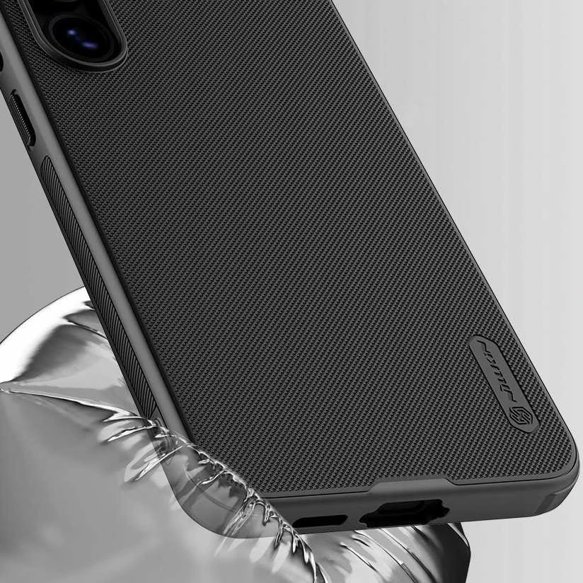 Dėklas Nillkin Super Frosted PRO Back Samsung Galaxy S24 FE juodos spalvos