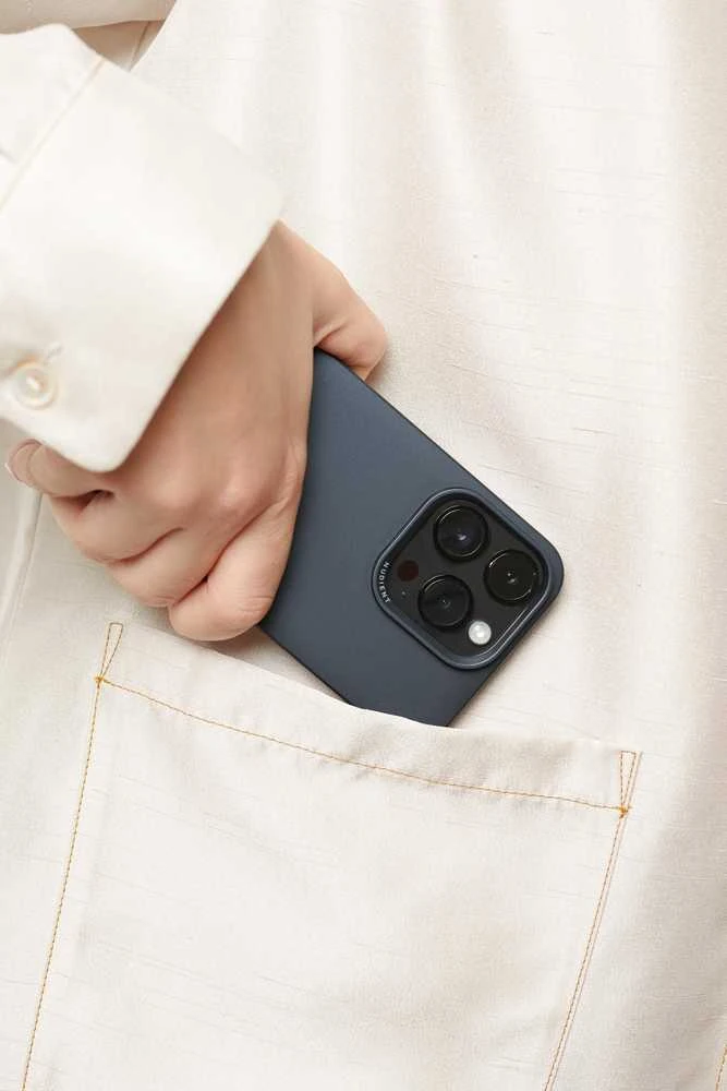 Christian Dior Nudient Thin Apple iPhone 14 Pro Max dėklas teleofnui mėlynos spalvos