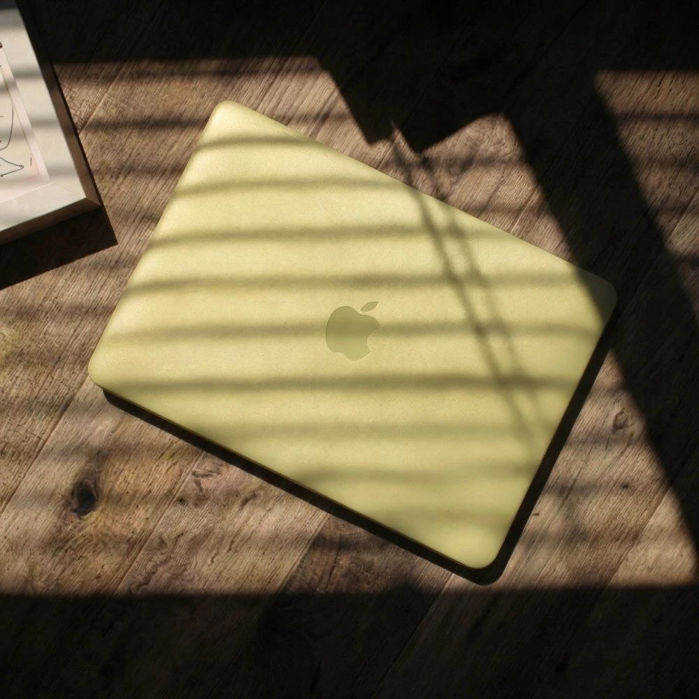 „Tech-Protect SmartShell“ dėklas Apple MacBook NEO 13" 2026, matinis skaidrus