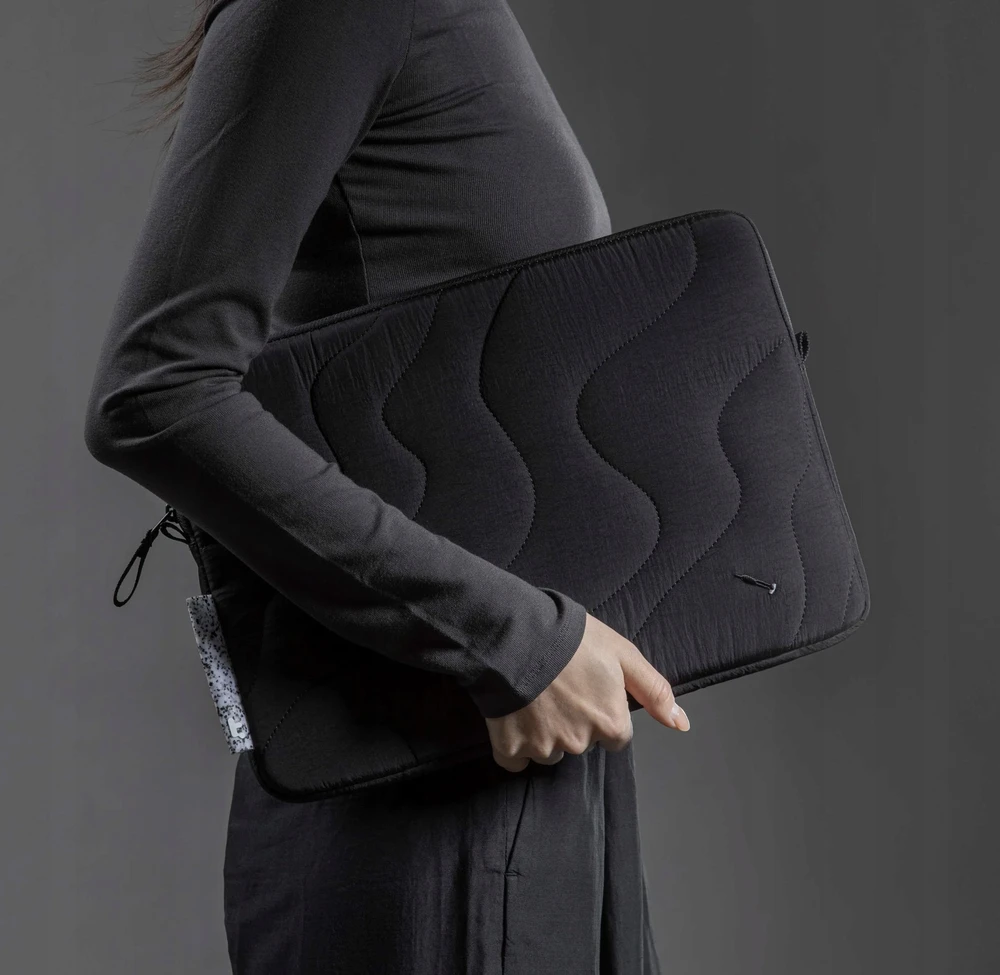 Dėklas Tomtoc tomtoc Terra-A27 Nešiojamas kompiuteris Sleeve, 13 Inch - Lavascape
