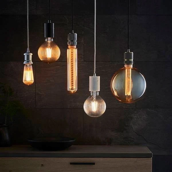DELIGHT Brilliant Filament 80169 lemputė 1x2.8W E27 LED gintaro spalvos