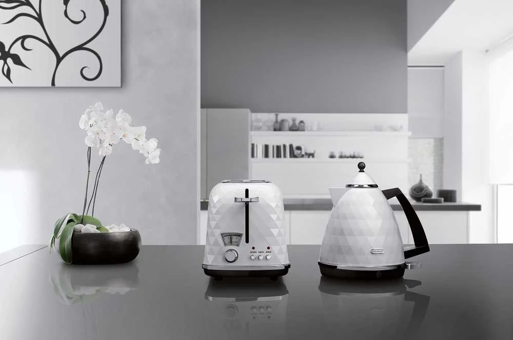 DELONGHI Virdulys KBJ2001W Baltas 1,7L 2000W