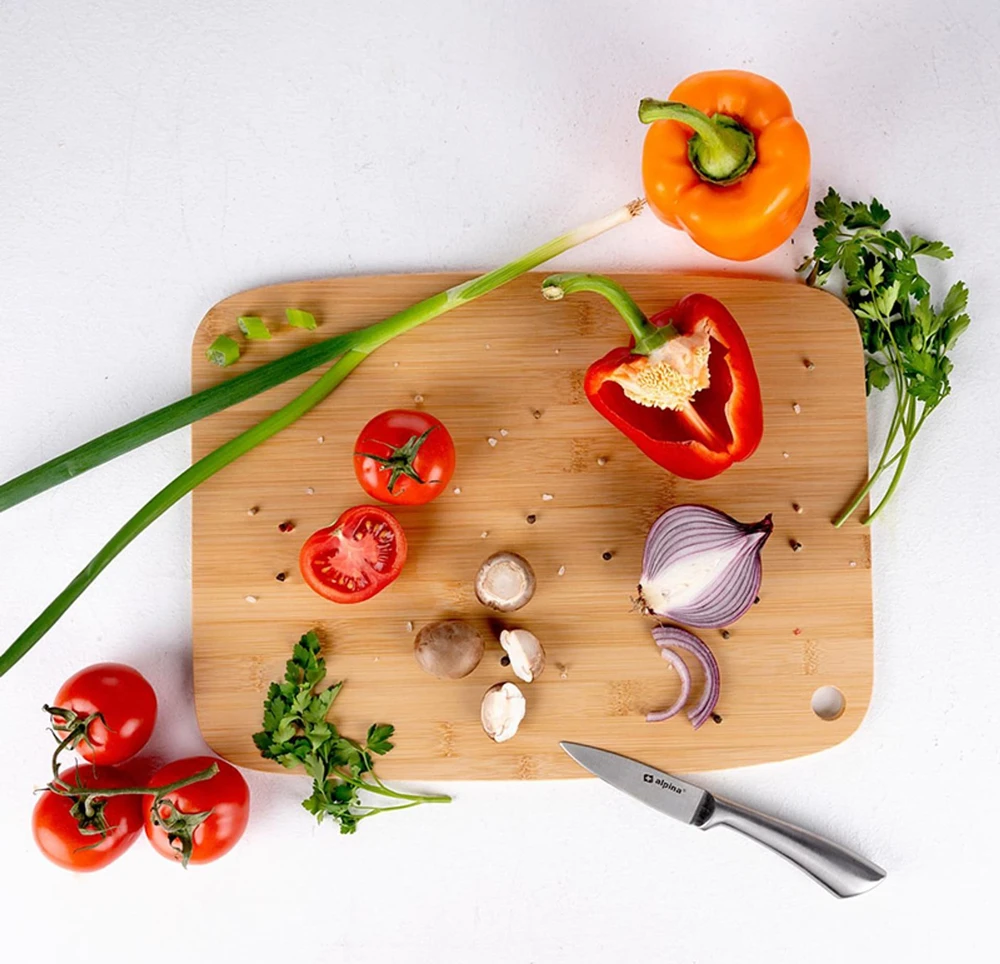 Alpina - Cutting board in bamboo wood 38x28 cm