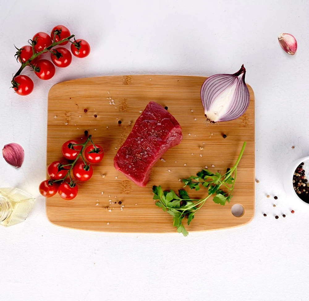 Alpina - Cutting board in bamboo wood 30x23 cm