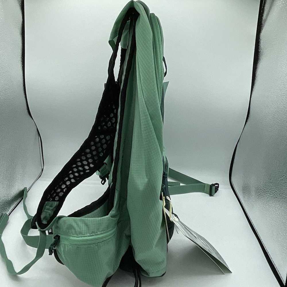 Deuter Updays 25 SL sodri mėtinai žalia