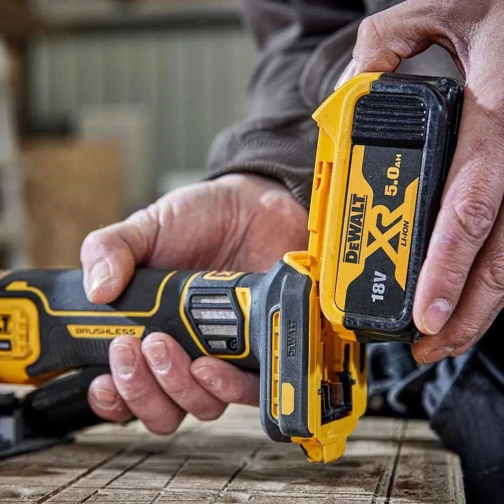 Dewalt griovelių freza DCW682N 18V be akumuliatoriaus ir kroviklio