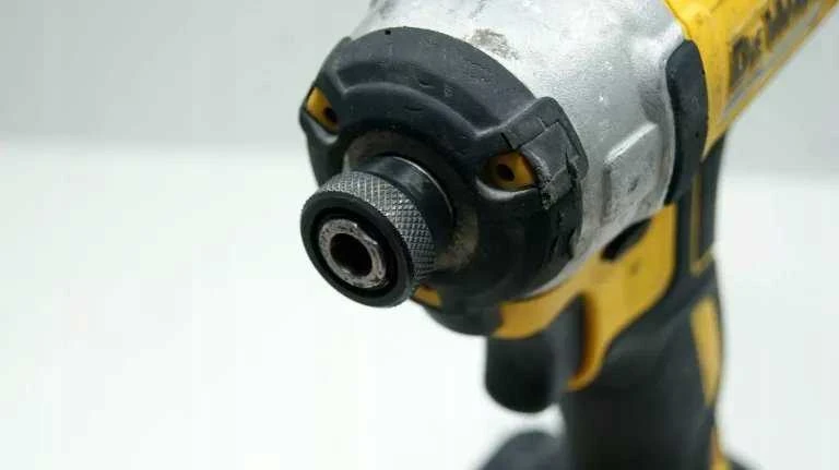 Smūginis veržliasukis Dewalt 18v xr kompaktowy klucz udarowy 1/2''