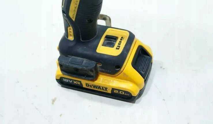 Smūginis veržliasukis Dewalt 18v xr kompaktowy klucz udarowy 1/2''