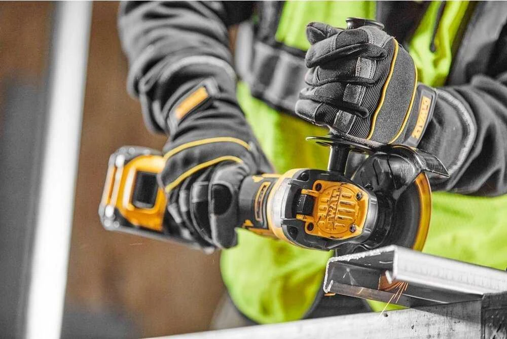 DeWALT 18 V XR kintamo greičio kampinis šlifuoklis su FV ADV, DCG409VSN-XJ