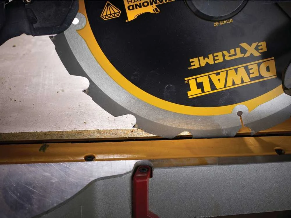 Pjovimo diskas fibrocementui DeWalt DT1475-QZ; 16T; 305 mm