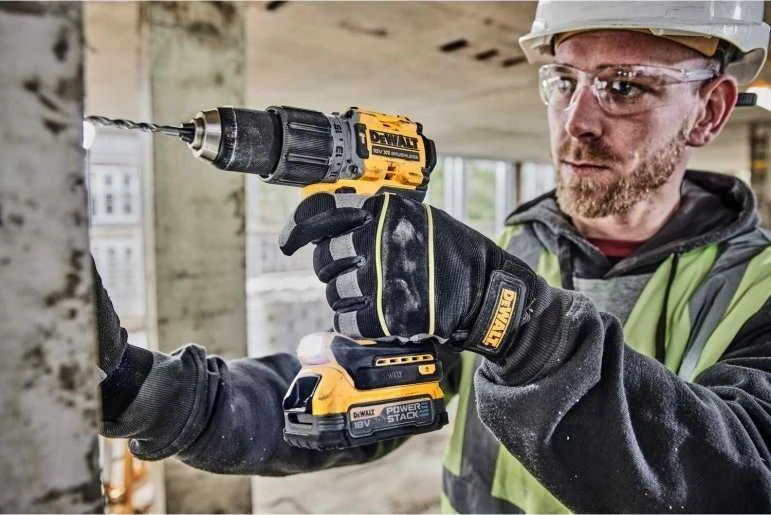 Smūginis gręžtuvas-suktuvas DeWalt DCD805P2T-QW; 18 V; 2x5,0 Ah akum.
