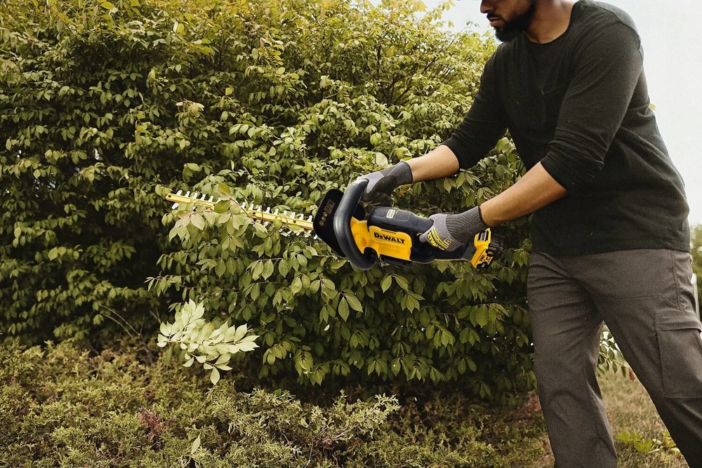 Gyvatvorių žirklės DeWalt DCMHT562P1-QW; 18 V; 1x5,0 Ah akum.