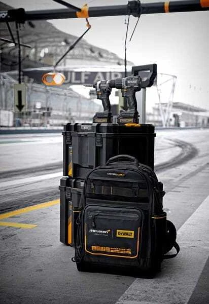Kuprinė DeWalt DWST60122-1