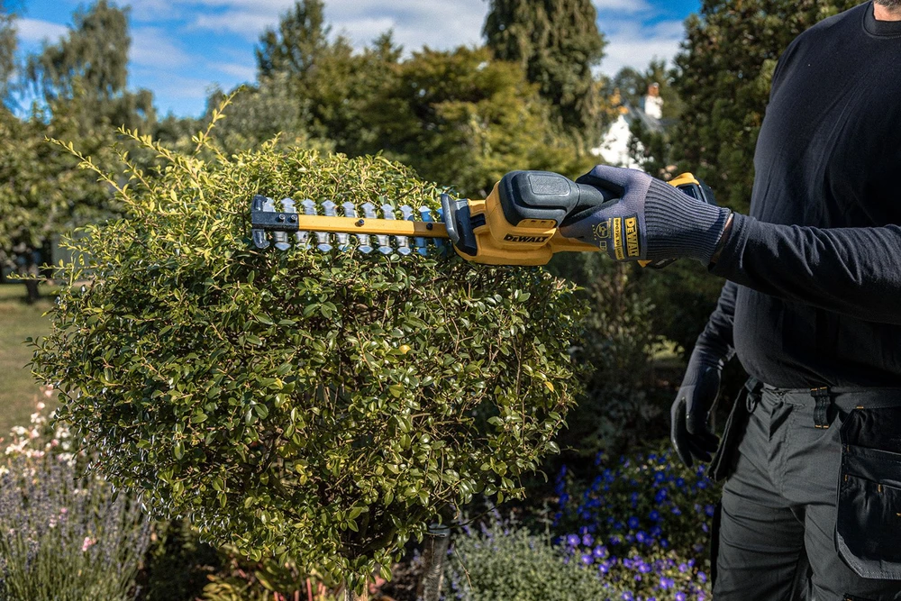 Dewalt kompkatiškos gyvatvorių žirklės DCMHT520n, 18V, be akumuliatoriaus ir kroviklio