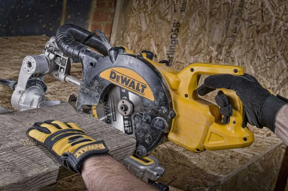 Pjovimo diskas medienai DeWalt; 216x2,6x30,0 mm; Z40; -5°