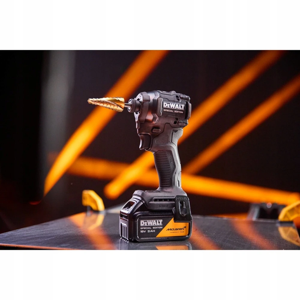 Dewalt Suktuvas - gręžtuvas smūginis bešepetėlinis 18v body mclaren (DCF86MN-R)