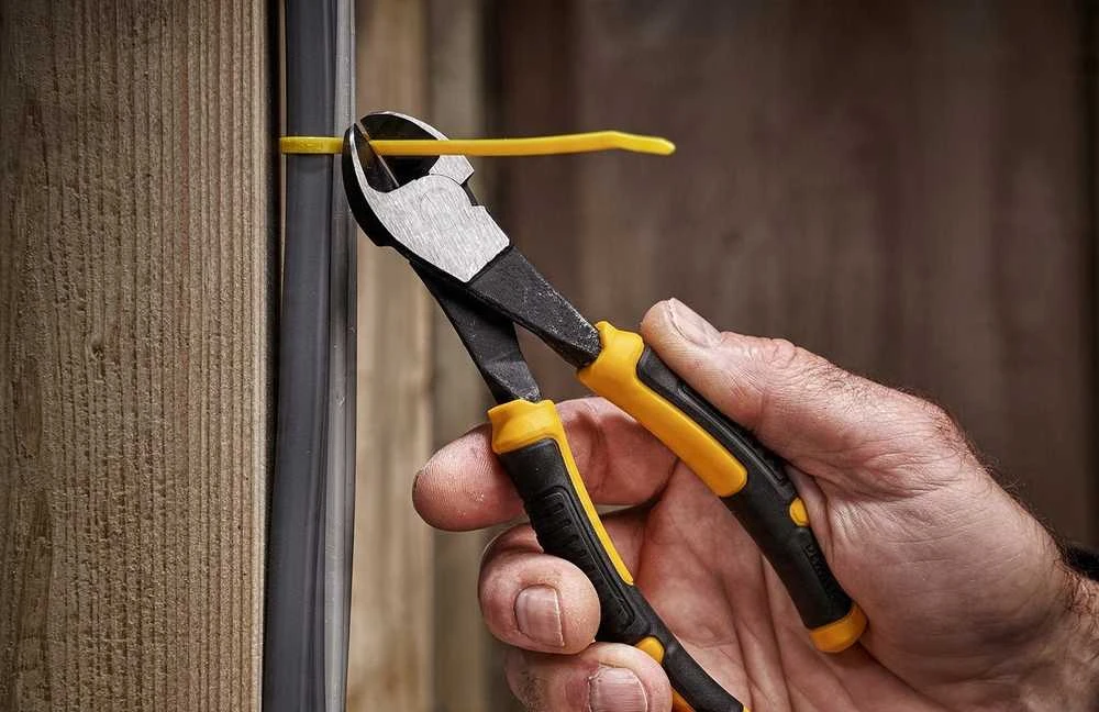 Pro Kirpimo replės DeWalt DWHT82796-0; 160 mm