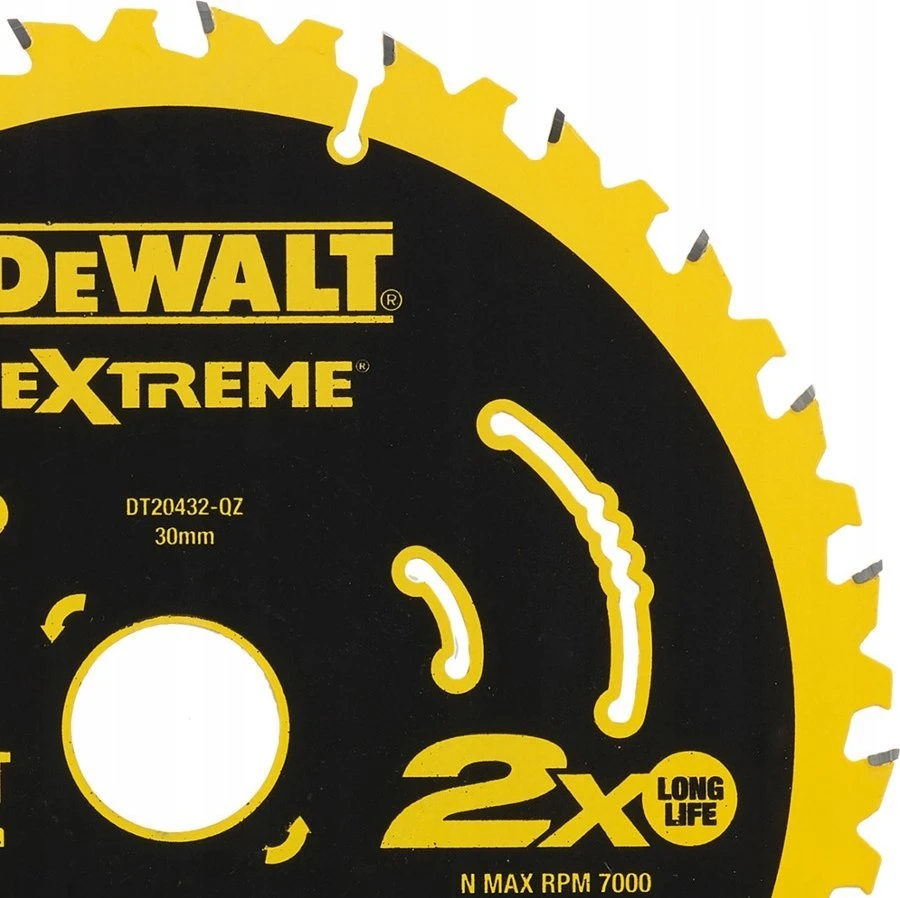 Pjovimo diskas medienai DeWalt Extreme; 210x2,4x30 mm; Z24