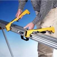 DeWALT Stovas skersinio pjovimo staklėms DE7023