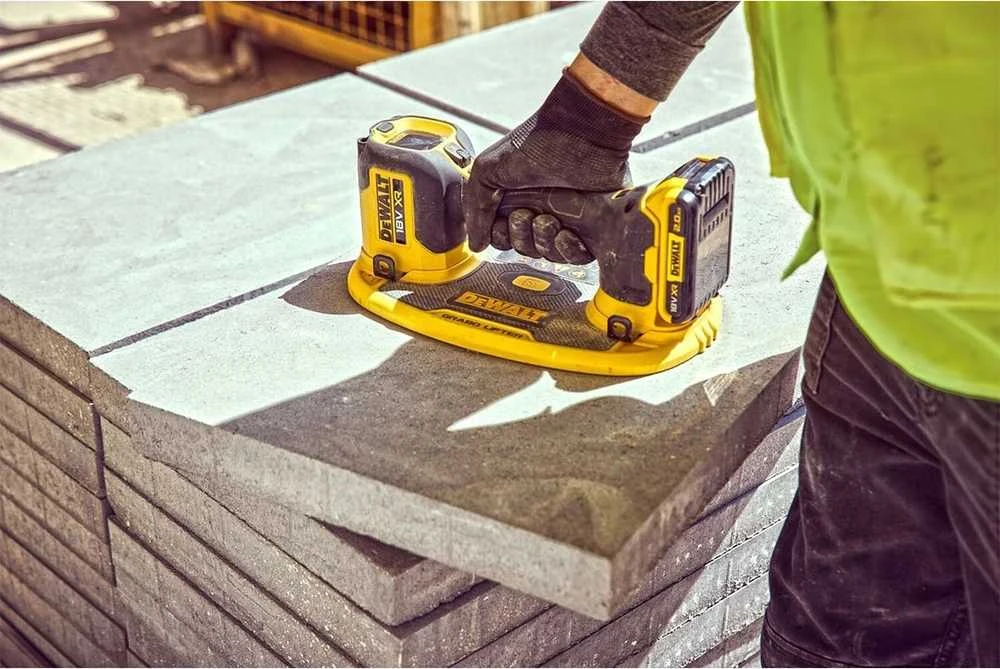 Stiklo laikiklis DeWalt DCE590D1T-QW; 120 kg; 18 V; 1x2,0 Ah akum.