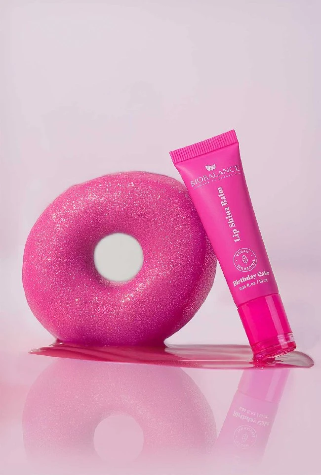 Bio Balance Birthday Day Hydrating & Volumizing Lūpų balzamas, 10 ml